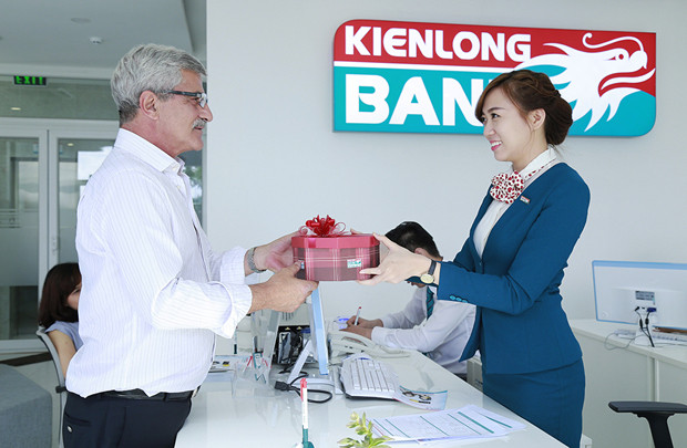 Nhận quà, trúng xế hộp khi gửi tiền vào Kienlongbank