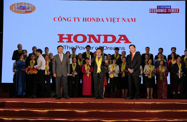 Honda Việt Nam nhận Giải thưởng Rồng Vàng năm 2017