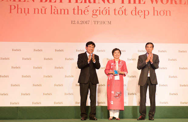 CEO PNJ lọt top 50 phụ nữ ảnh hưởng nhất Việt Nam 2017