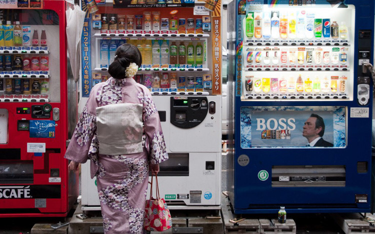 Nhật Bản qua góc nhìn của những chiếc máy bán hàng tự động