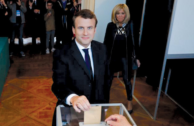 Bầu cử tổng thống Pháp: Người Pháp chọn phương án 