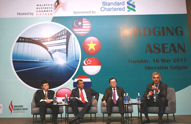 Standard Chartered hỗ trợ nhà đầu tư mở rộng kinh doanh tại ASEAN 