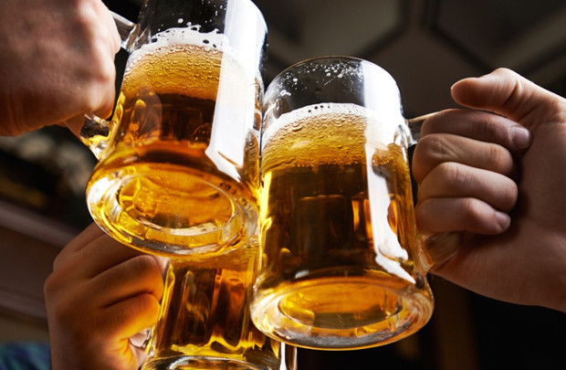 Quản lý, hạn chế tác hại rượu, bia: Sao cho hiệu quả?