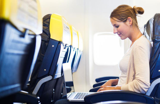 Mỹ có thể cấm laptop trên các chuyến bay quốc tế 