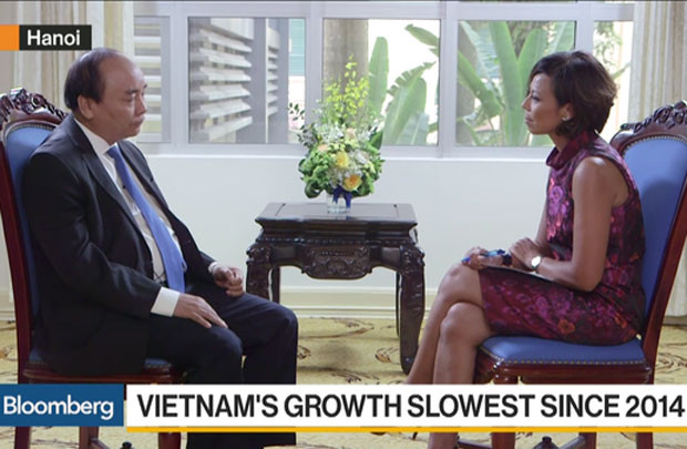 Bloomberg: Thủ tướng Nguyễn Xuân Phúc tin tưởng tốc độ tăng trưởng kinh tế đạt 6,7%