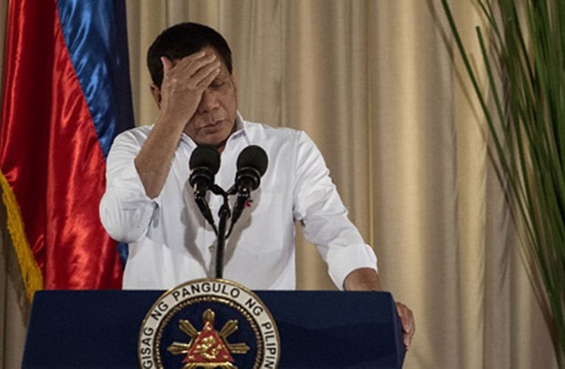 Tổng thống Philippines rút khỏi công việc do mệt mỏi