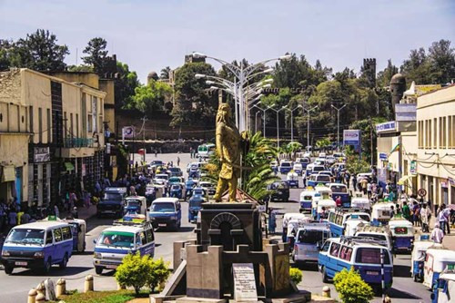 Đường phố nhộn nhịp ở thủ đô Addis Ababa