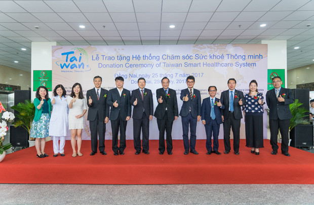 Đài Loan tặng BV Shing Mark hệ thống chăm sóc sức khỏe thông minh