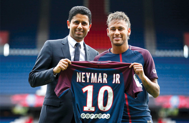 Neymar vẫn 