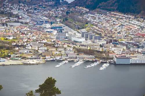 Một góc thành phố Bergen nhìn từ đỉnh núi Floyen
