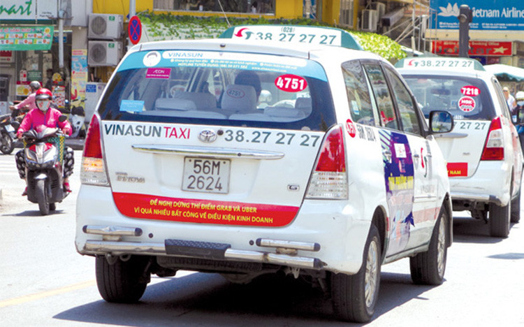 Thị trường taxi và bài toán cạnh tranh lành mạnh