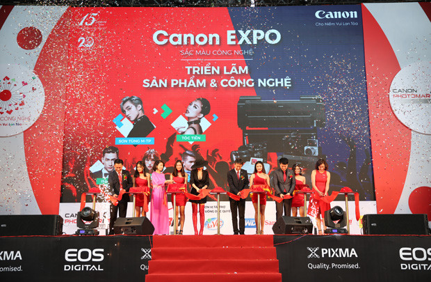 Khai mạc Triển lãm Sắc màu công nghệ Canon EXPO 2017 