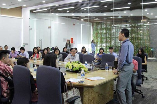 YBA Tân Sơn Nhất giao lưu với Fsoft HCM doanhnhansaigon