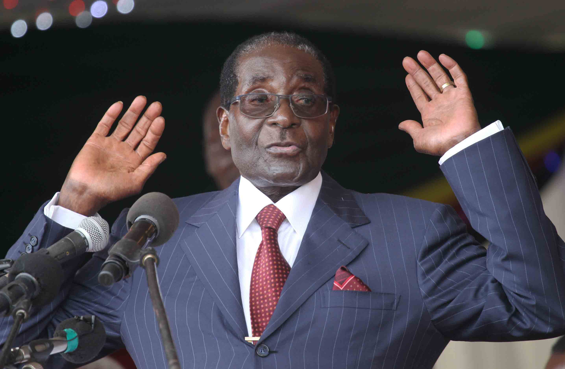 Zimbabwe: Đảng cầm quyền phế truất Tổng thống Mugabe