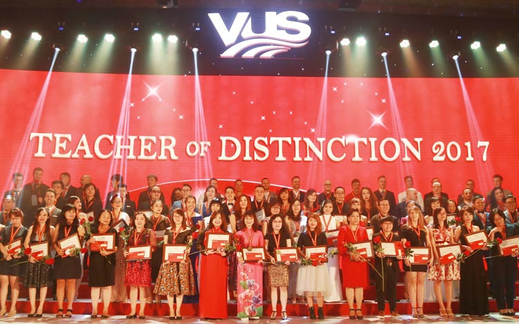 1.600 giáo viên VUS được tôn vinh trong ngày 20/11