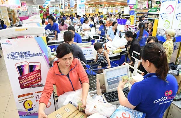 Không khí mua sắm siêu giảm giá 