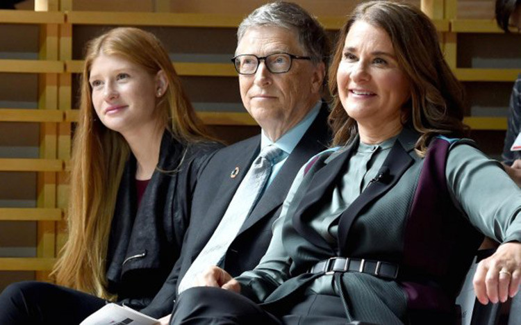 Cách Michelle Obama, Warren Buffett và Bill Gates trao quyền cho con