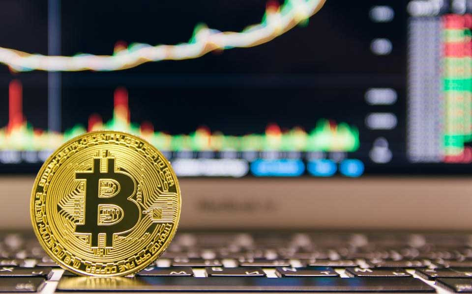 Bitcoin: Bong bóng sắp vỡ hay đồng tiền của tương lai?