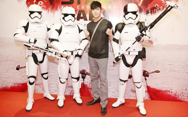 Nathan Lee tham gia sự kiện Star Wars Party 