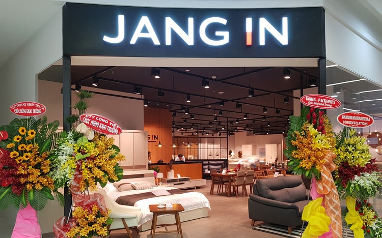 Khai trương showroom nội thất Jang In Furniture