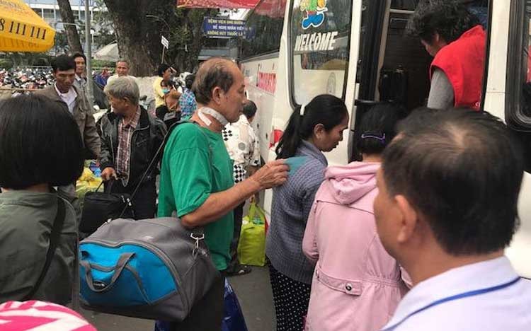 Những chuyến xe nghĩa tình ngày giáp Tết