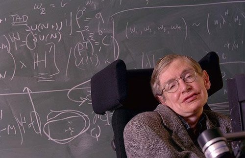 Giáo sư Hawking tại trung tâm nghiên cứu toán học, ĐH Cambridge, tháng 10/2001.