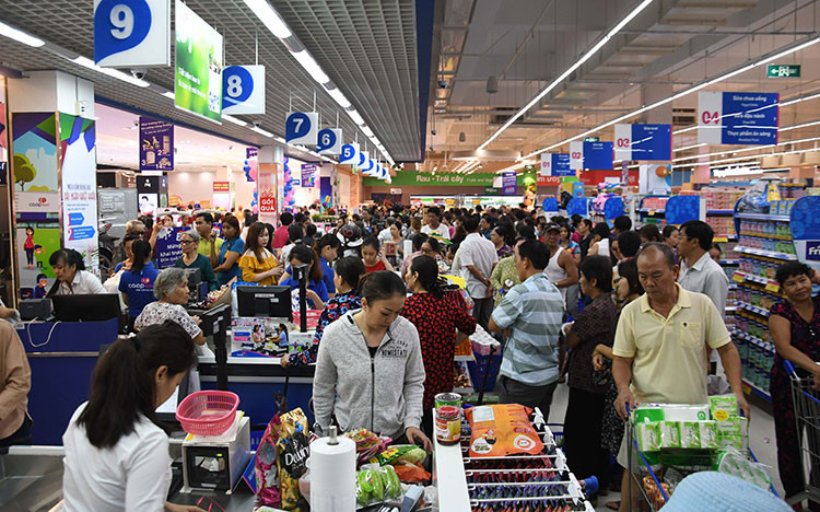 Mừng sinh nhật lần thứ 22, siêu thị Co.opmart giảm giá mạnh dịp cuối tuần