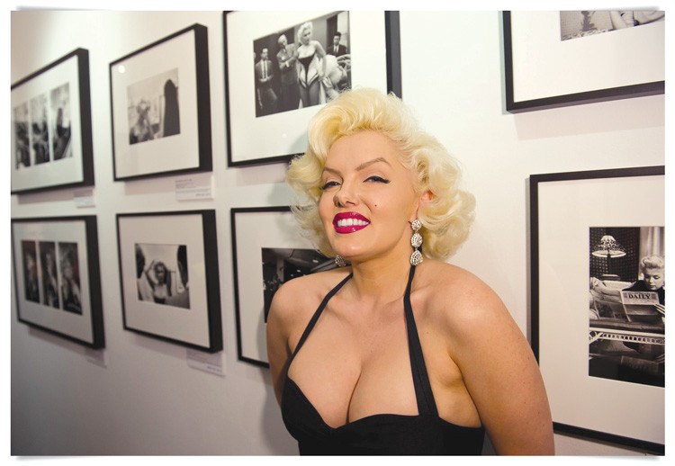 Marilyn Monroe sống lại bằng kỹ thuật nhân bản số