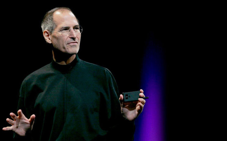 Chỉ bằng 2 câu nói, Steve Jobs đã đưa ra lời khuyên đắt giá về tuyển dụng người tài