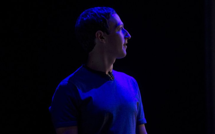 Mark Zuckerberg đã giúp Facebook thống trị thế giới ra sao