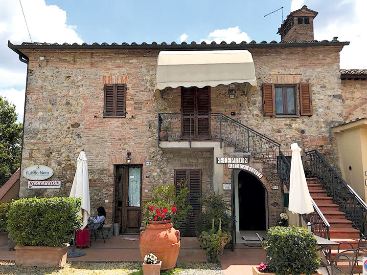 Nhà trọ trong làng, Toscana, du lịch nước ngoài