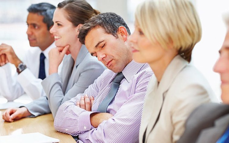 Mất tập trung, chán nản với công việc, đây là 5 cách đơn giản giúp bạn lấy lại tinh thần nhanh chóng