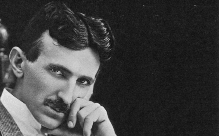 Nhà phát minh lỗi lạc Nikola Tesla đã để lại cho nhân loại nhiều thành tựu đầy ý nghĩa.  Ảnh: procaffenation.com.