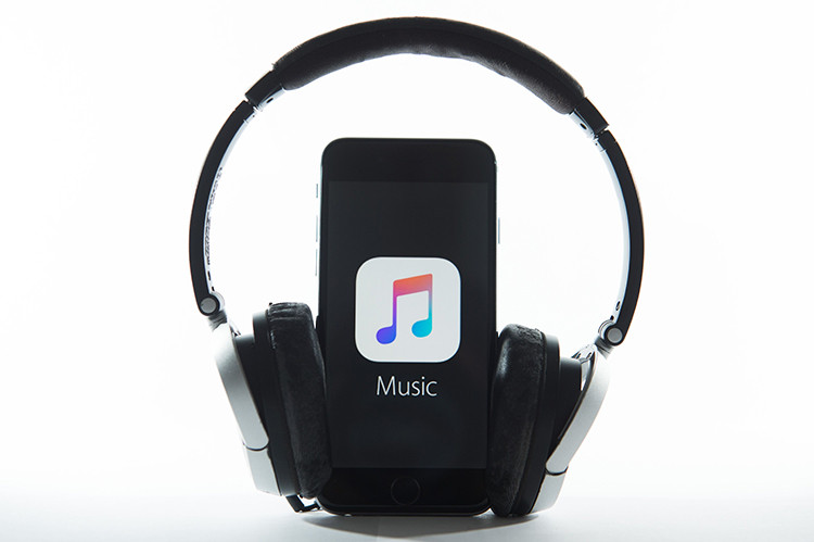 Tim Cook: Chúng tôi vận hành Apple Music không vì mục đích gây lợi nhuận
