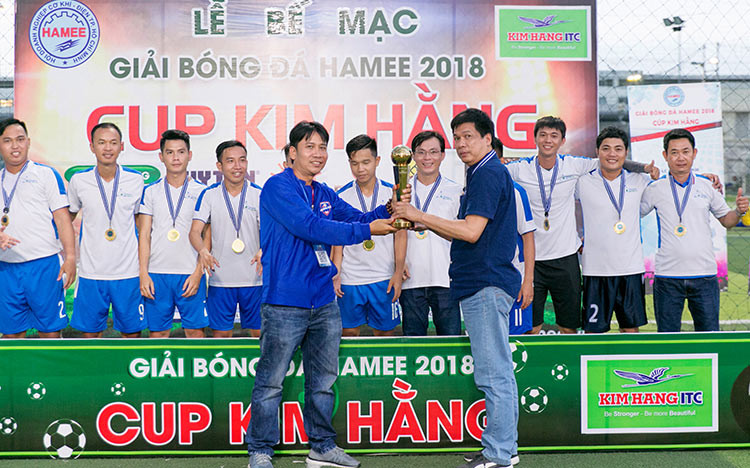 Trung tâm Ứng dụng Tiến bộ Khoa học và Công nghệ đoạt chức vô địch HAMEE FOOTBALL 2018 – Cúp Kim Hằng