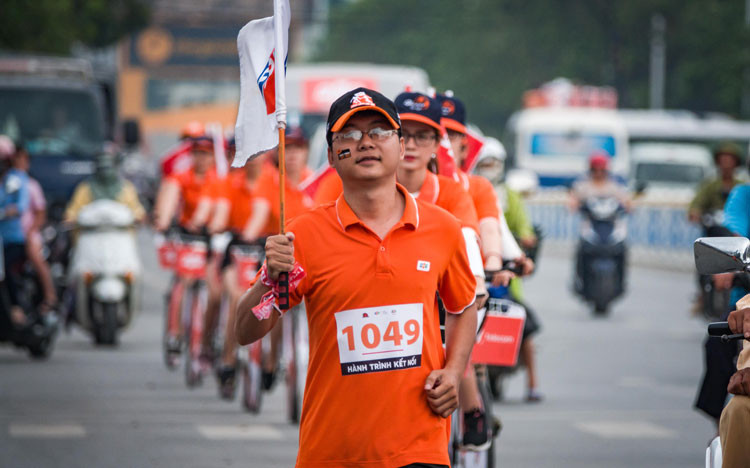 3.000 Cán bộ nhân viên FPT chạy tiếp sức xuyên Việt