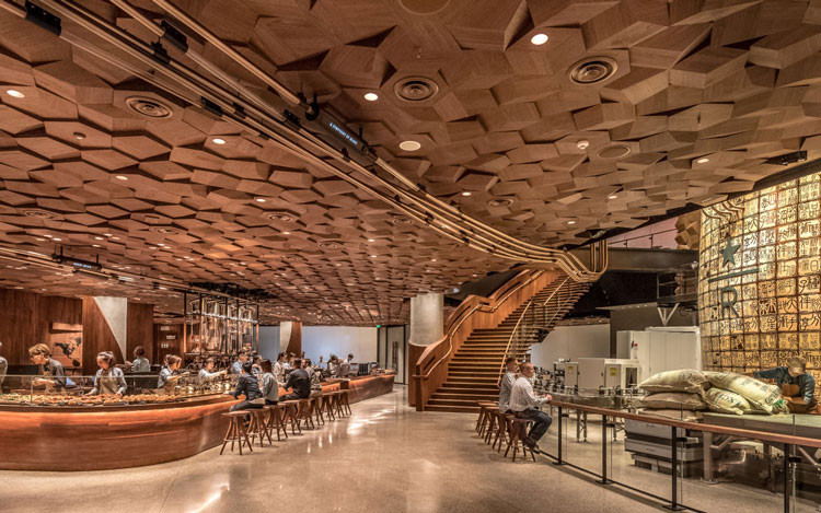 Có gì bên trong quán cà phê Starbucks lớn nhất thế giới tại Thượng Hải?