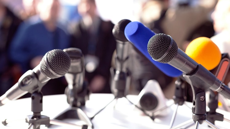 PR là công cụ hiệu quả giúp xây dựng hình ảnh startup, từ đó thu hút nguồn vốn từ các nhà đầu tư tiềm năng.