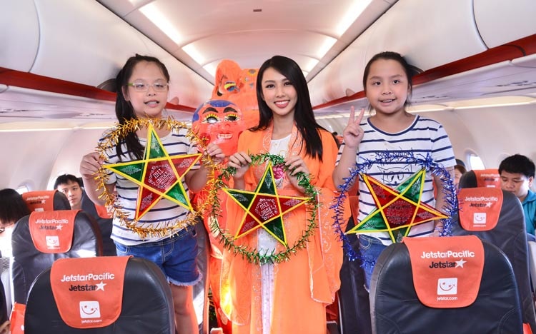 Vui tết trung thu trên không cùng Jetstar Pacific