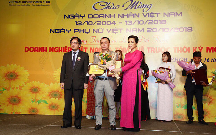 Chủ tịch Phan Hưng Group -  Vị doanh nhân vì cộng đồng