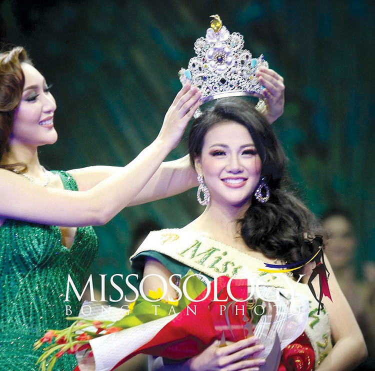 Nguyễn Phương Khánh  đăng quang Miss Earth 2018