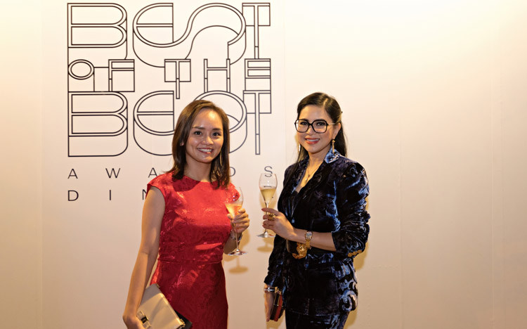 Doanh nhân Thủy Tiên nhận giải thưởng cho DAFC Best Of The Best 2018