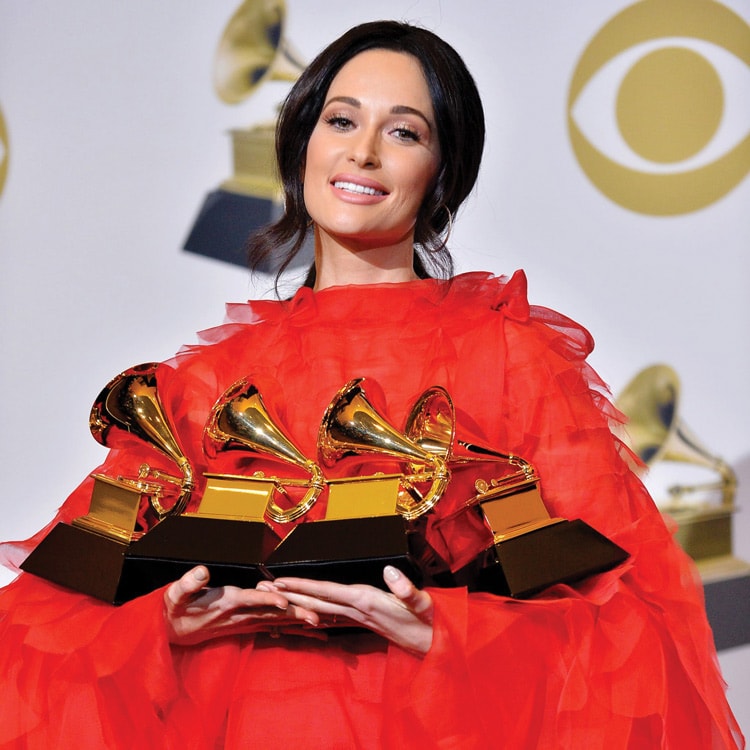 Kacey Musgraves nhận giải Grammy 2019