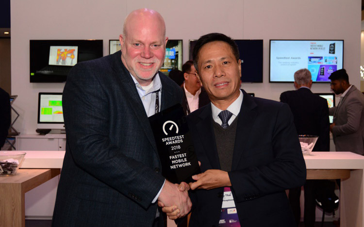 VinaPhone nhận giải thưởng Speedtest về nhà mạng có tốc độ 3G/4G số một Việt Nam
