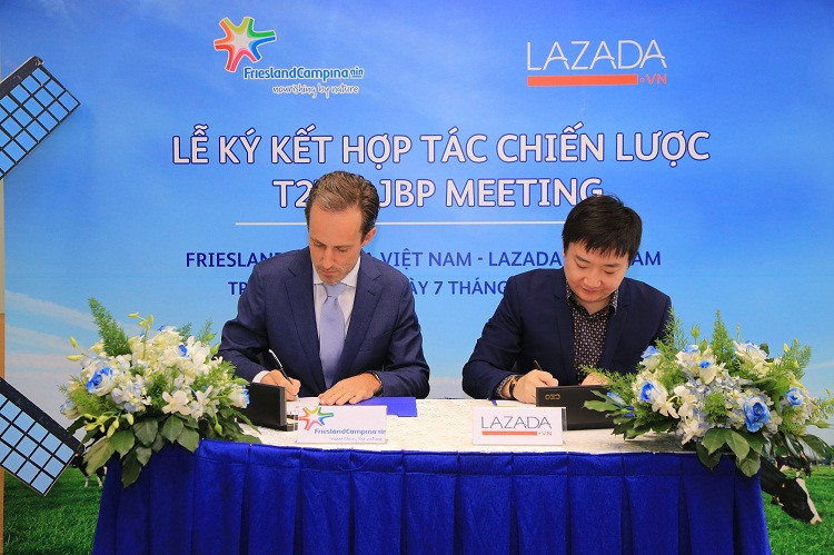 Lazada ký kết hợp tác với FrieslandCampina Việt Nam