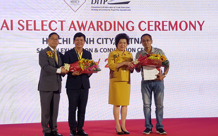Con Voi Vàng và Thai House được chứng nhận Thai SELECT