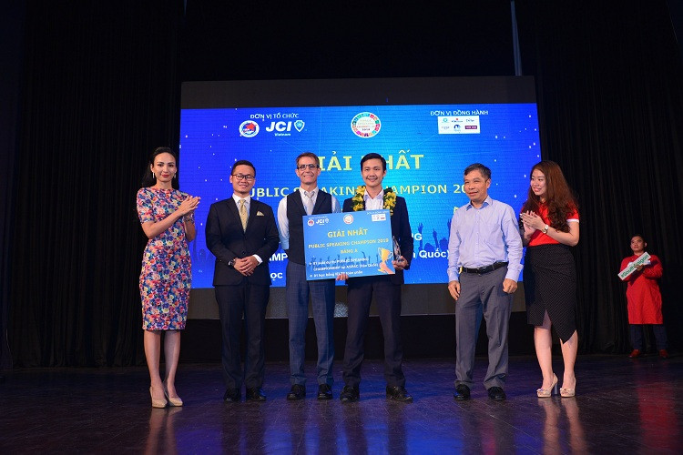 Tìm kiếm gương mặt Việt Nam tham gia cuộc thi JCI PUBLIC SPEAKING