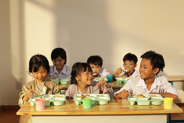 Grab đóng góp 1 tỷ đồng hỗ trợ bữa ăn cho trẻ em vùng cao