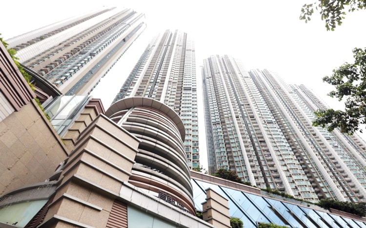 Bất động sản Hong Kong lao dốc vì chiến tranh thương mại Mỹ - Trung