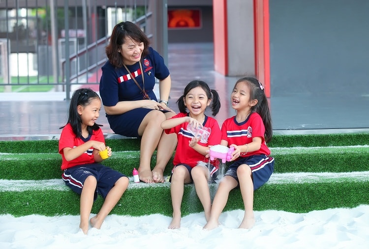 SNA chính thức là thành viên của Hội đồng các Trường Quốc tế (CIS)